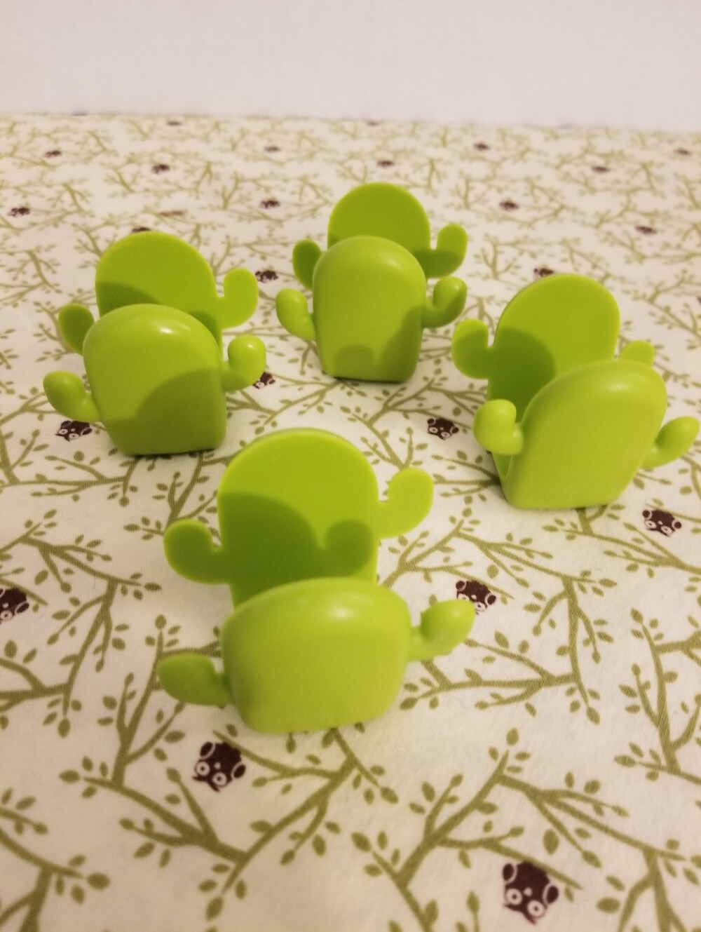 TACOS Joie Green Cactus Taco Holders - Set of 4